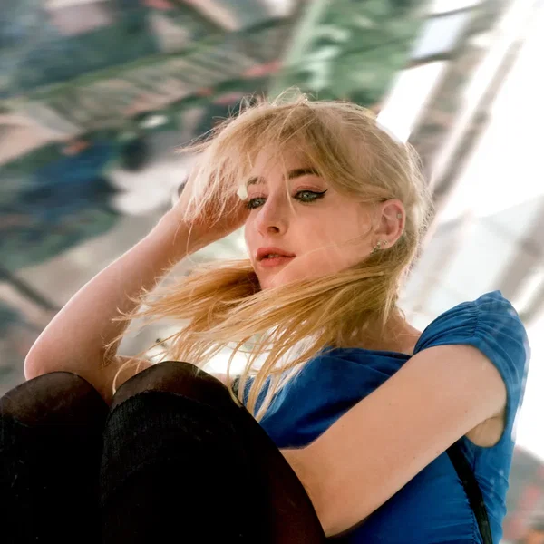 Don’t Trust Mirrors