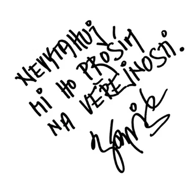 Nevytahuj mi ho prosím na veřejnosti