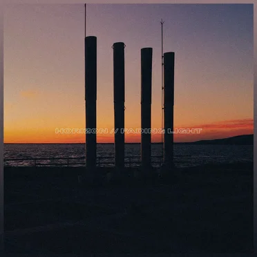 horizon // fading light