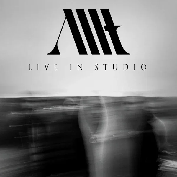 Live in Studio