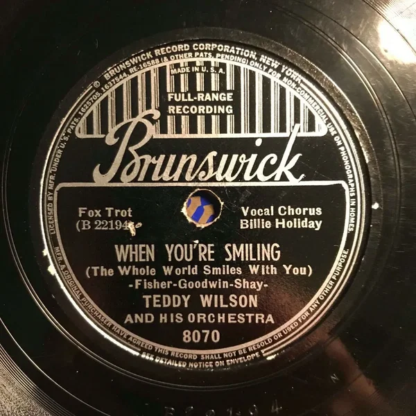 When You're Smiling / I Can't Believe That You're in Love With Me