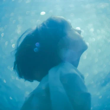 海いっぱいに降りしきる星