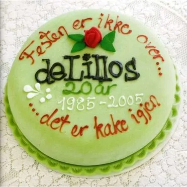 Festen er ikke over... Det er kake igjen