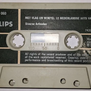 Met vlag en wimpel! 12 Nederlandse hits van nu! by Various Artists - album cover