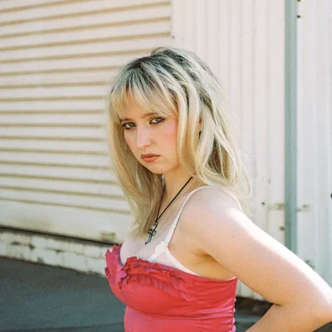 Girl’s Girl
