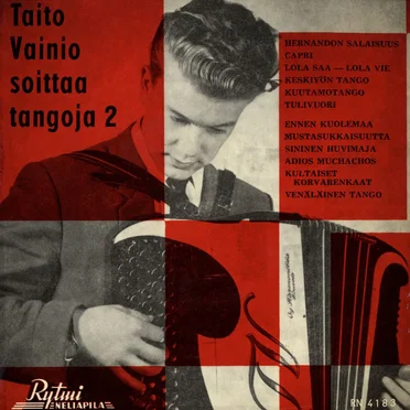 Taito Vainio soittaa tangoja 2