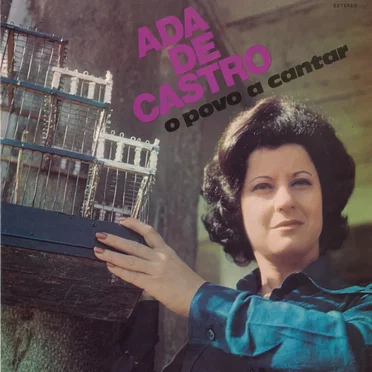 O povo a cantar