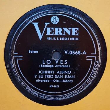 Lo ves / Este amor mío by Johnny Albino y su Trío San Juan - album cover