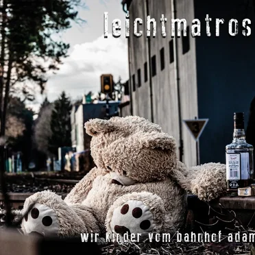 Wir Kinder vom Bahnhof Adamo