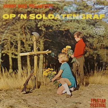 Johnny Hoes presenteert: Op ’n soldatengraf by Various Artists - album cover