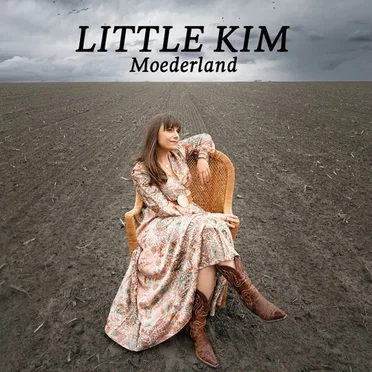 Moederland by Little Kim - album cover
