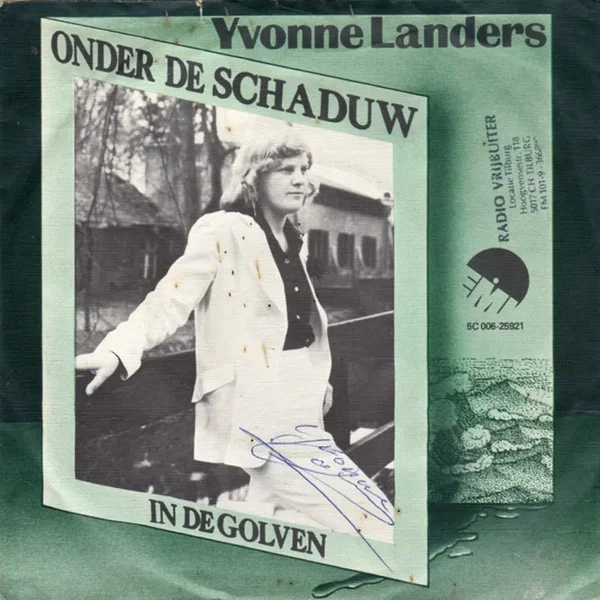 Onder de schaduw / In de golven