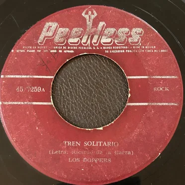 Tren solitario / Colina azul