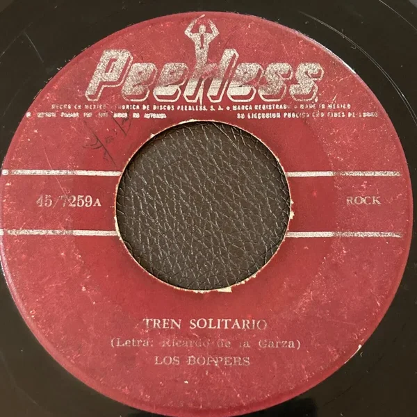 Tren solitario / Colina azul