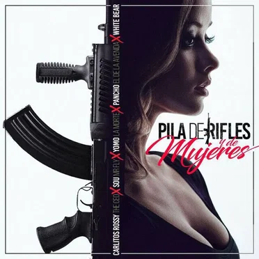 Pila de rifles y de mujeres