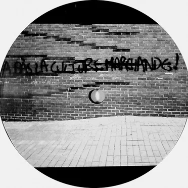 A Bas La Culture Marchande