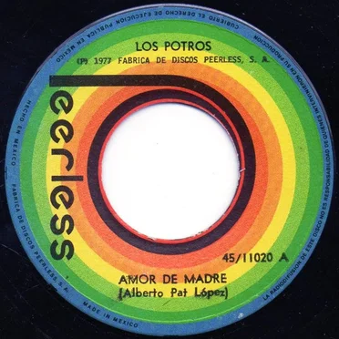 Amor de madre / Cantando llega el amor