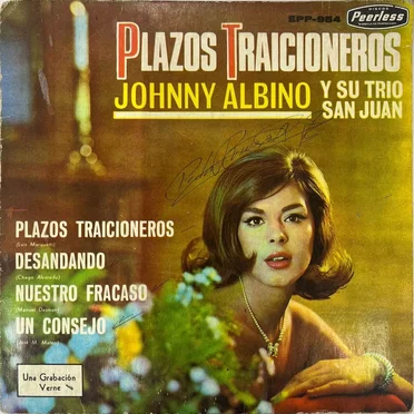 Plazos traicioneros by Johnny Albino y su Trío San Juan - album cover