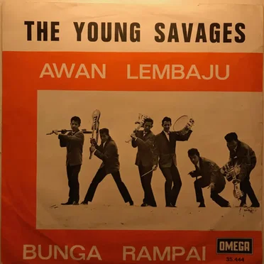 Bunga rampai / Awan lembaju