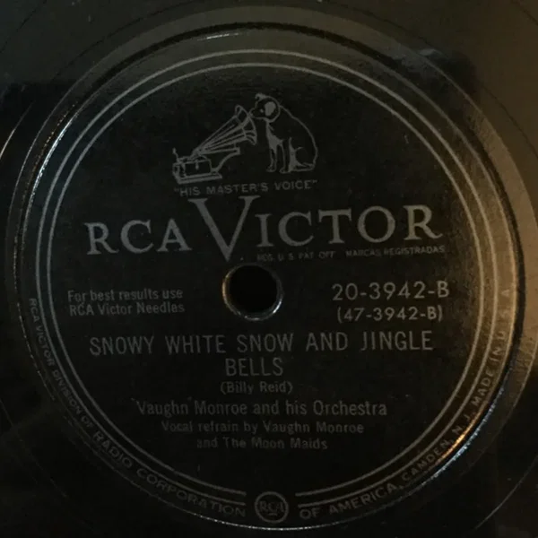 A Marshmallow World / Snowy White Snow and Jingle Bells