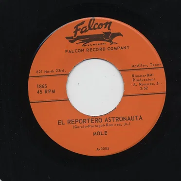 El reportero astronauta / Vamos a la luna by Mole - album cover