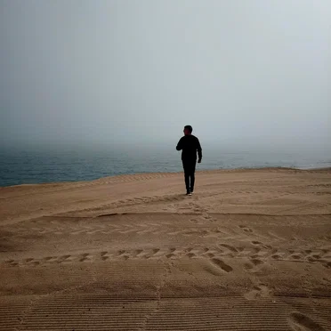Solo Tú eres digno by Julio Castellanos - album cover