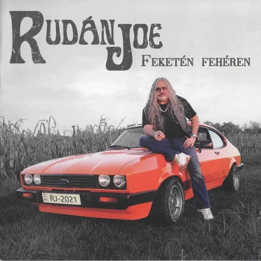Feketén Fehéren