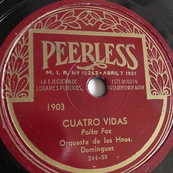 Cuatro vidas / El barrilito