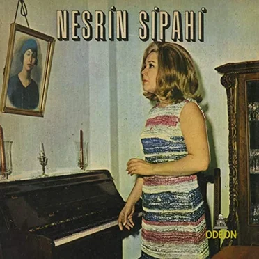 Neredesin Anneciğim / Sevmek Bir Yalanmış