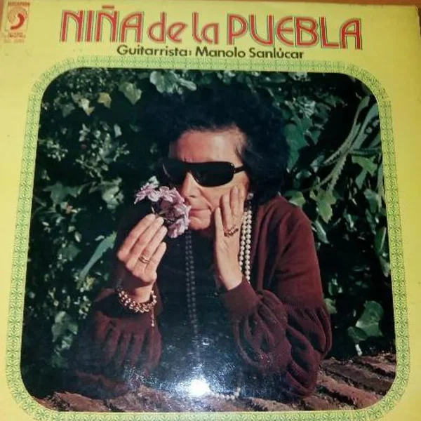 Niña De La Puebla