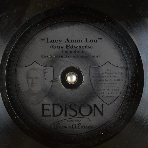 Ain’t You Coming Out To‐night / Lucy Anna Lou