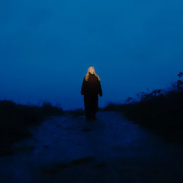 stoppe med at elske nogen by Lea Eyðbjørg - album cover
