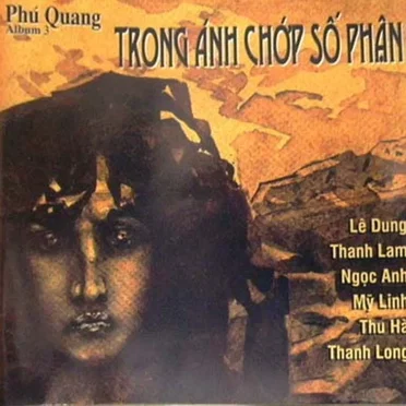 Trong ánh chớp số phận