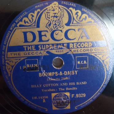 Boomps-A-Daisy / The Cokey Cokey