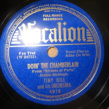 Doin' the Chamberlain / Ain't Cha Comin' Out