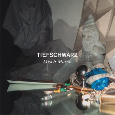 Tiefschwarz: Misch Masch