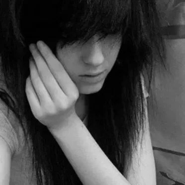d3m0n girl