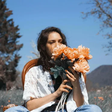 Calling the Unknown by Delia Meshlir - album cover