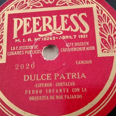 Dulce patria / Así es la vida