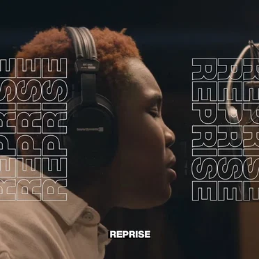 Redondo Beach (reprise by La Blogothèque)