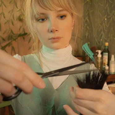 Relaxing Haircut Role Play by Bluewhisper - album cover