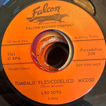 Tumbalo flesicodelico micoso / La primera piedra