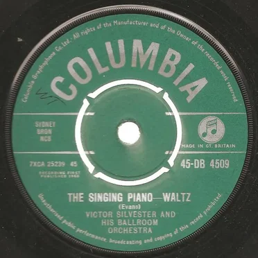 The Singing Piano / Paper Roses