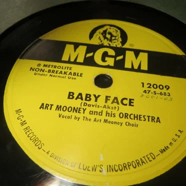 Baby Face / I'm Looking Over a Four Leaf Clover
