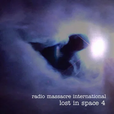 lost in space (volume 4)