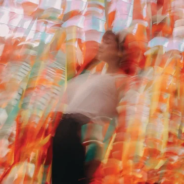 She Waits for Me to Come Back Down