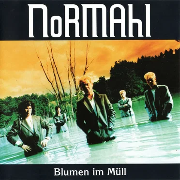 Blumen im Müll