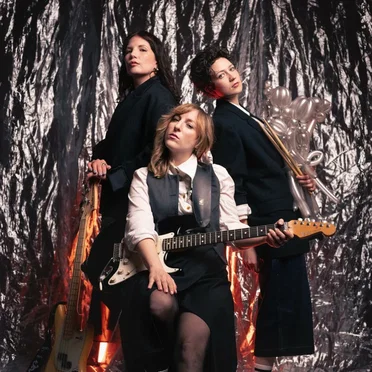 Be Fine by DIVES - album cover