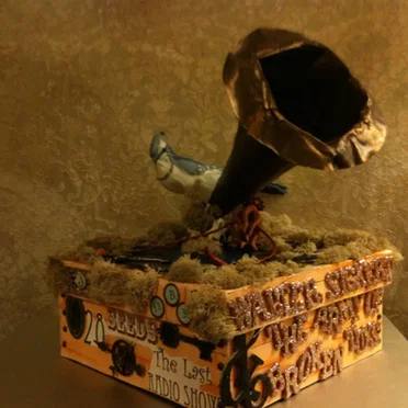 28 Seeds: The Last Radio Show by Walter Sickert & The Army of Broken Toys - album cover