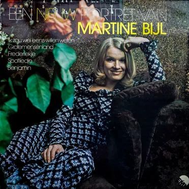 Een nieuw portret van Martine Bijl